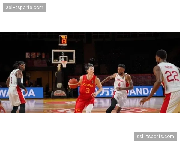 通讯：更衣室领袖的价值——记一位老将如何通过指挥低位防守沟通提升全队