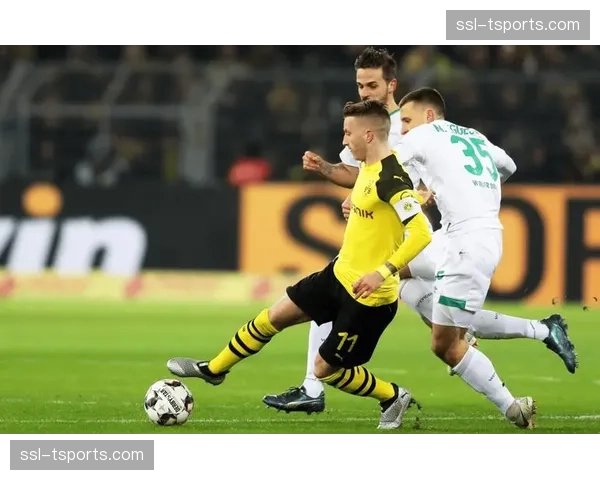 德甲速报:多特蒙德vs勒沃库森上半场攻防转换次数已超双方首回合总和 德甲速报:多特蒙德vs勒沃库森上半场攻防转换次数已超双方首回合总和